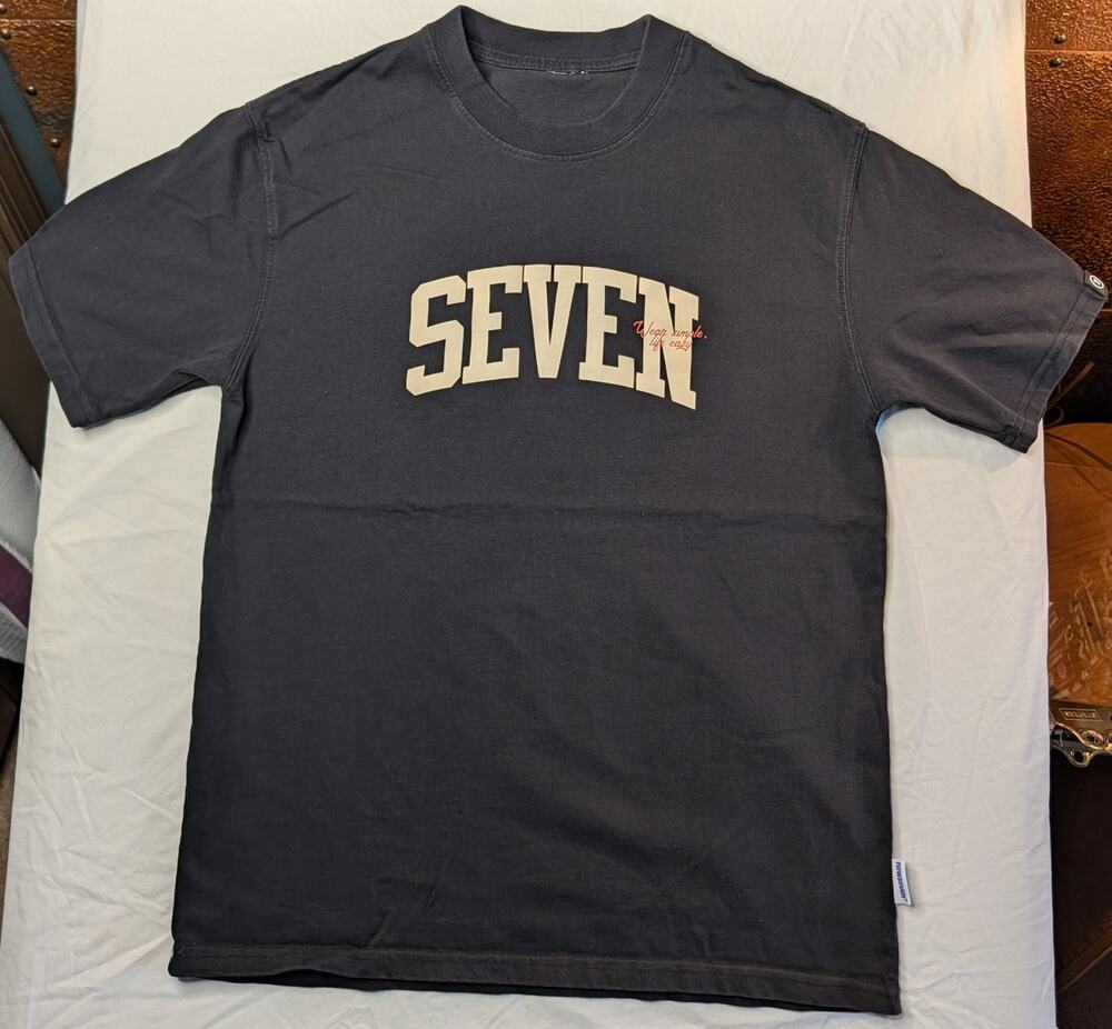 Newseven SEVEN Logo Graphic T-Shirt Sz M Black Vietnamese Asian Streetwear Indie